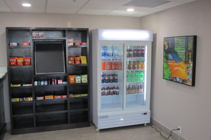 Snack bar