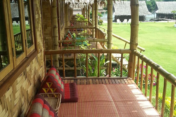 Room 4 of 63