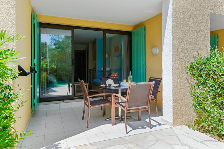 Terrace/Patio 18 of 41