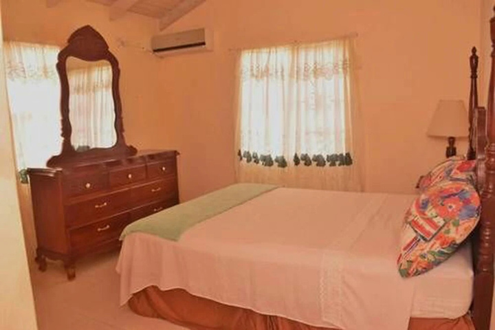 Room 2 of 19