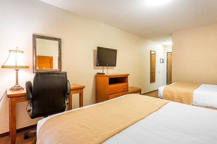 Room 7 of 36
