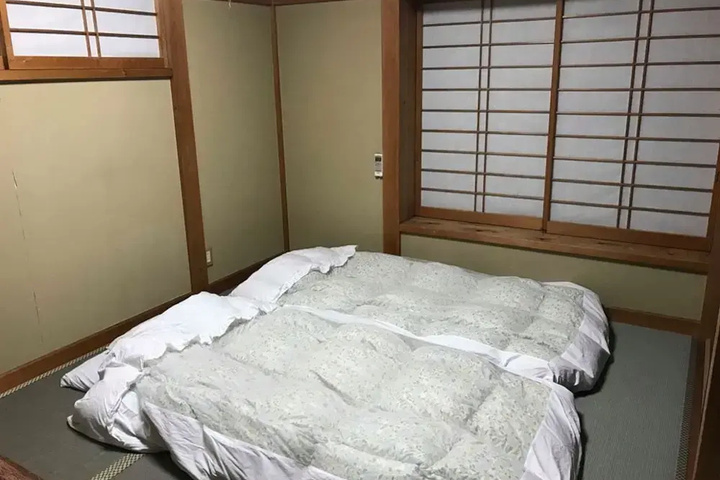 guest_rooms