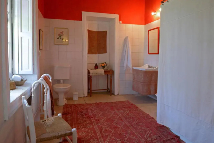 Room 5 of 21