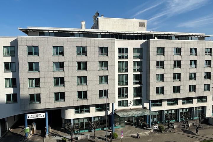 Hotel 78 of 78