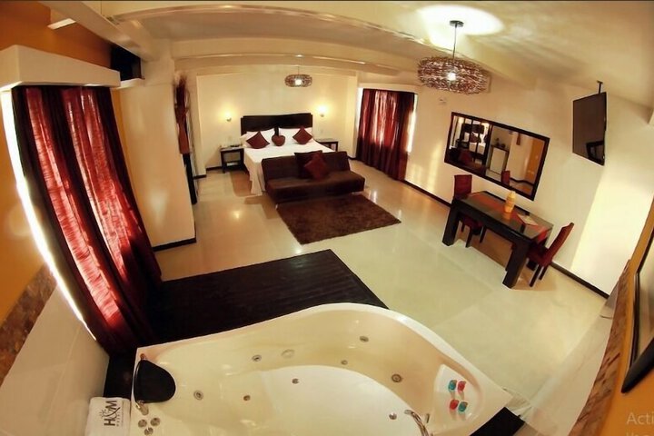 HOTEL HYM SAS in Palmira