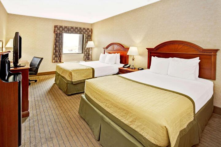 2 King Beds (14 of 14)
