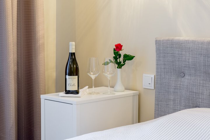 Room 10 of 45