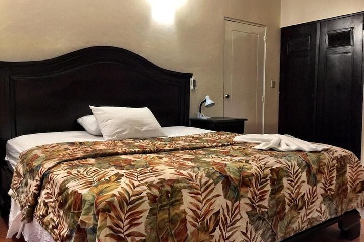 Room 10 of 50
