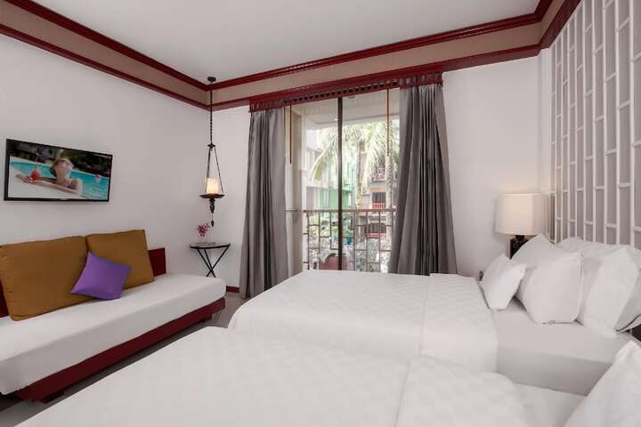 Room 8 of 39