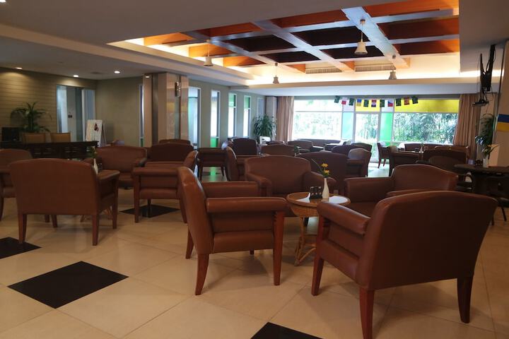 Hotel Interior 4 of 131
