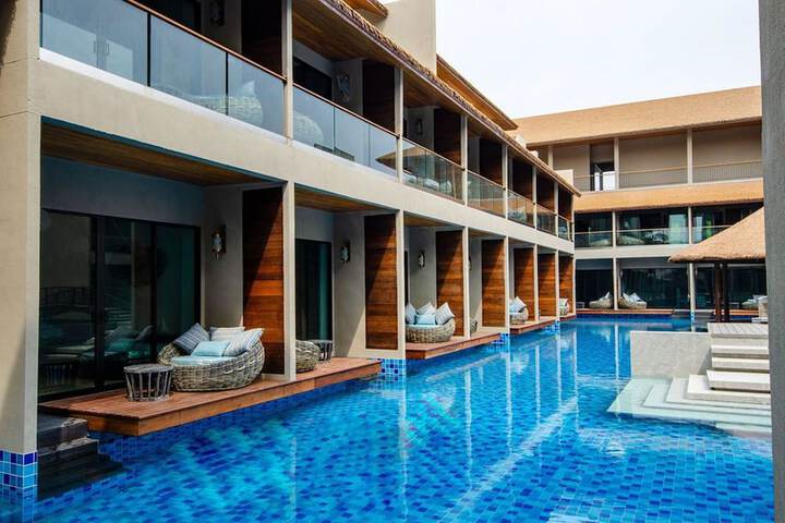 Pool 98 of 156