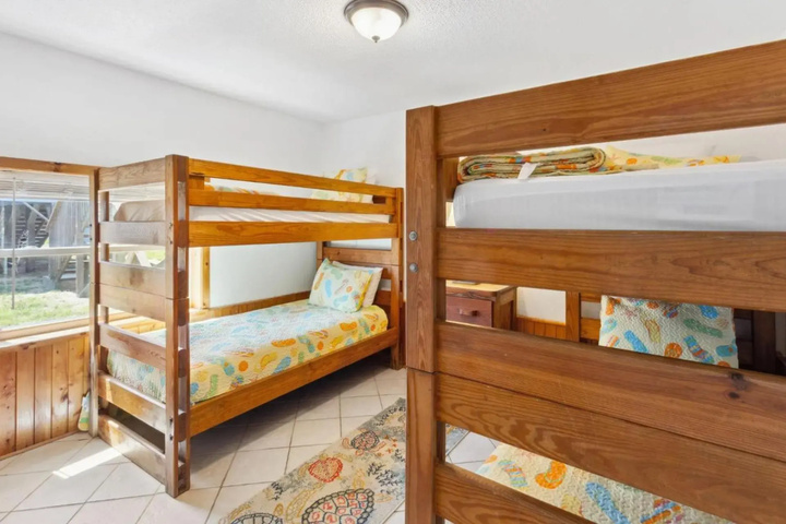 Room 5 of 21