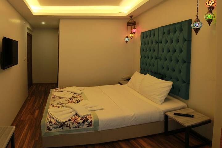 Room 11 of 41