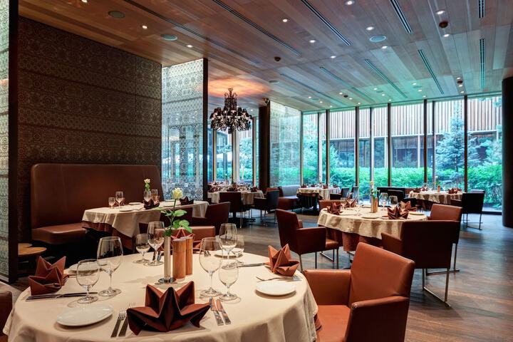 Dining 110 of 136
