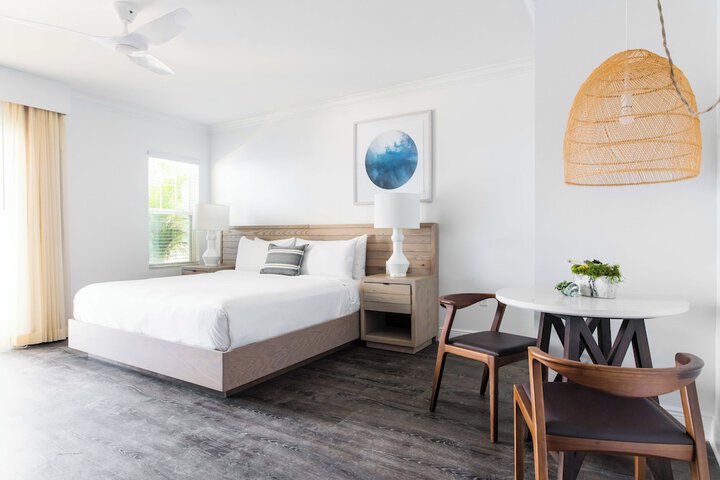Room 21 of 108