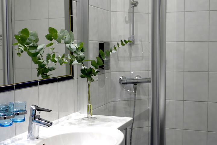 Clean Restrooms