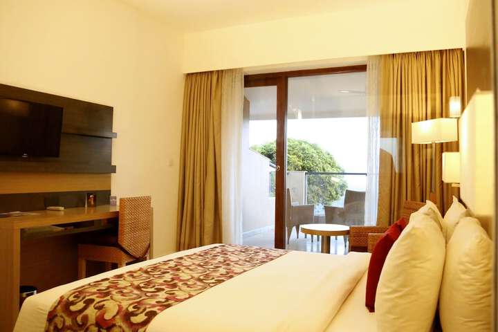 Room 10 of 62