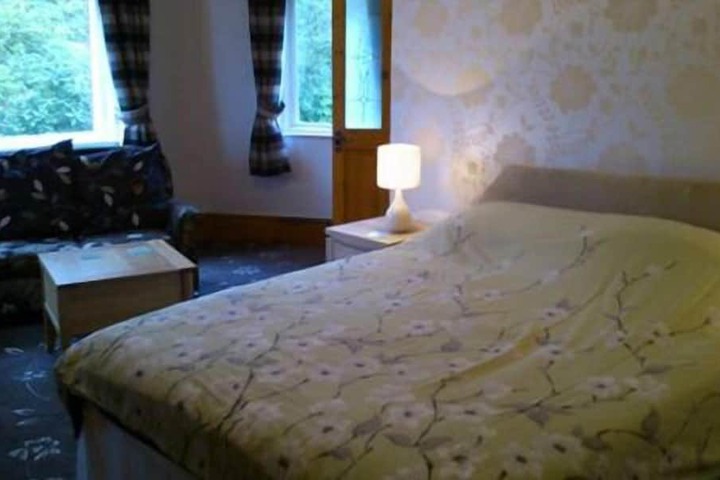 Room 17 of 42