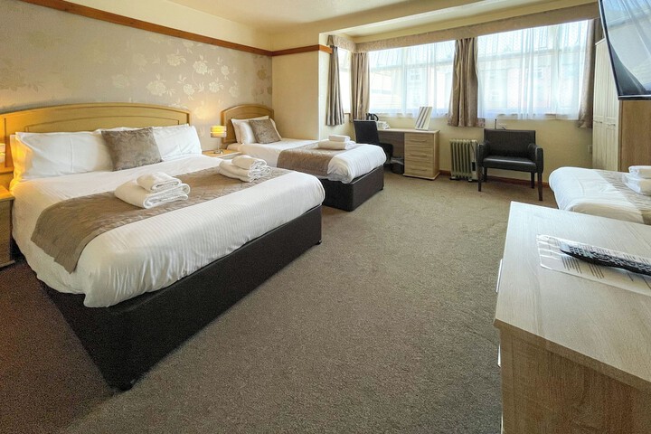 Room 18 of 52