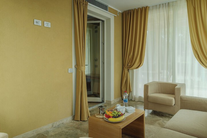 Room 29 of 66