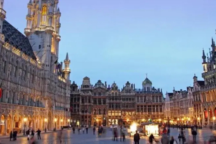 AZIMUT FLATHOTEL BRUXELLES CENTRE
