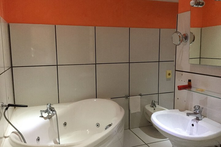 Room 44 of 61