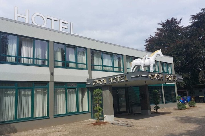 Hotel 44 of 47
