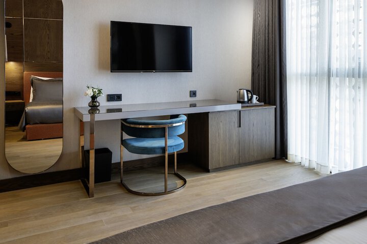 Room 13 of 67