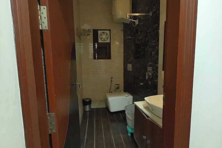 Room 97 of 115