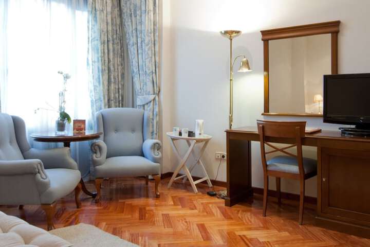 Room 6 of 41