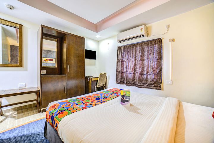 Room 17 of 23