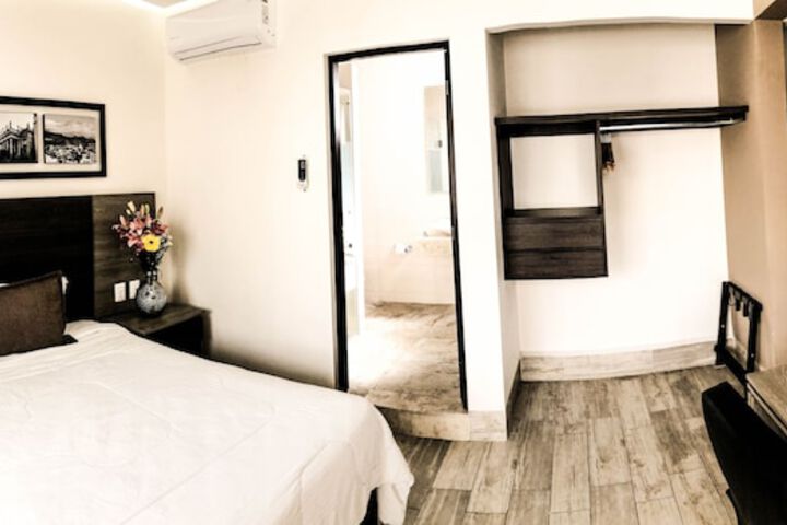 Room 7 of 59