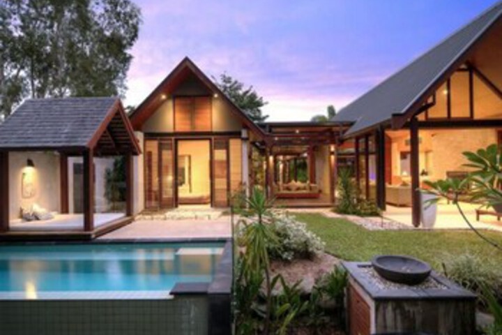 Niramaya Port Douglas 3 and 4 Bedroom Villas