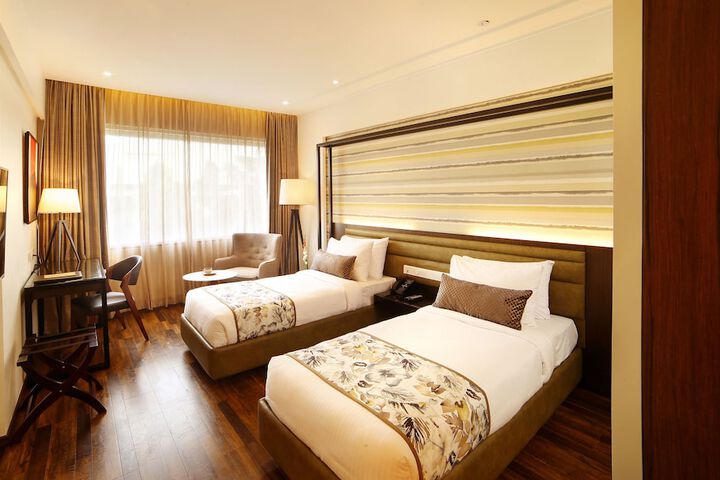 Room 14 of 39