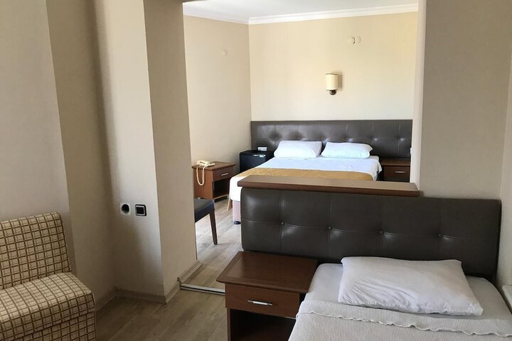 Room 13 of 48