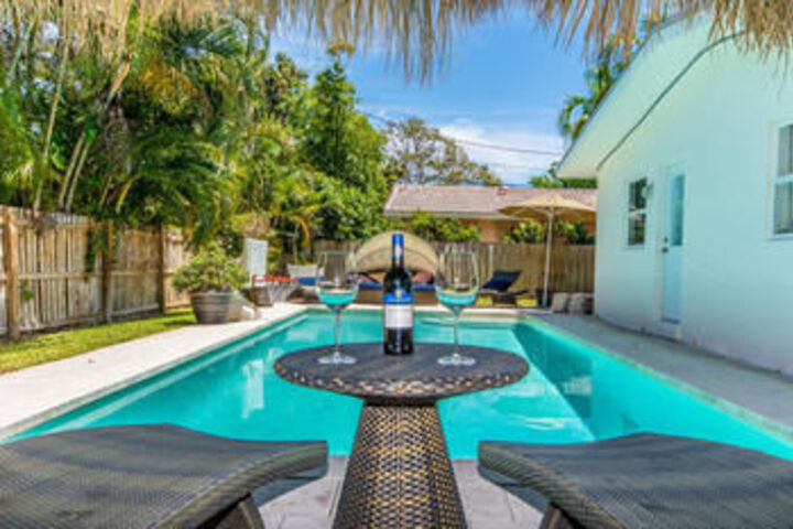 Pool 383 of 524