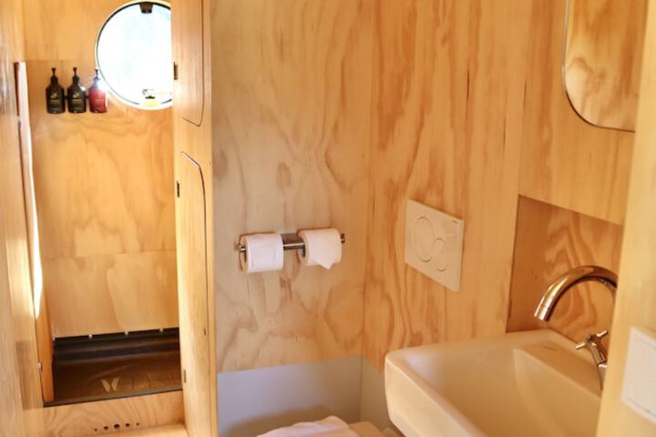 Room 40 of 51