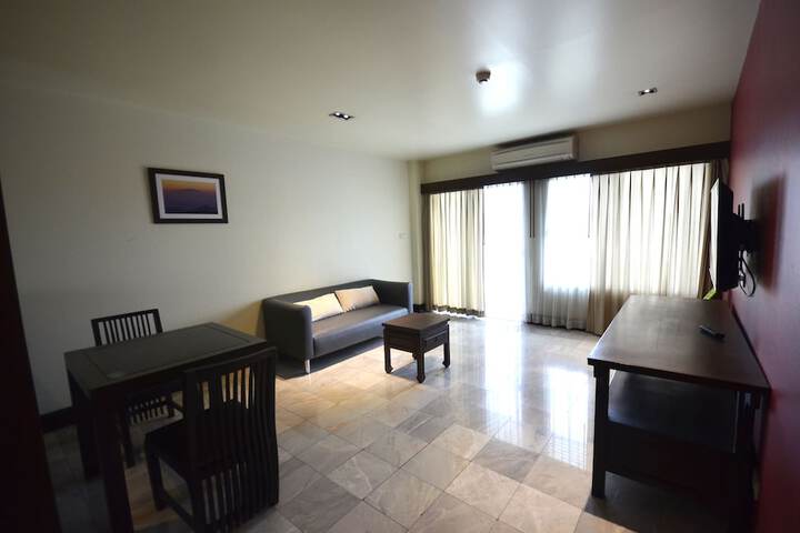 Room 21 of 35