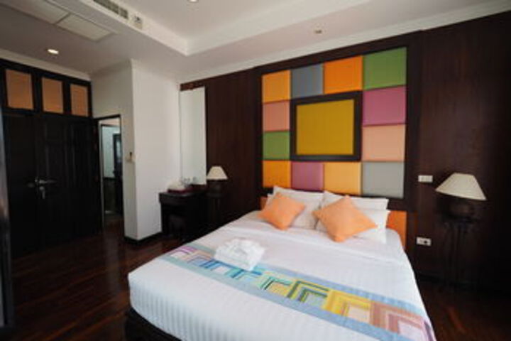Room 42 of 109