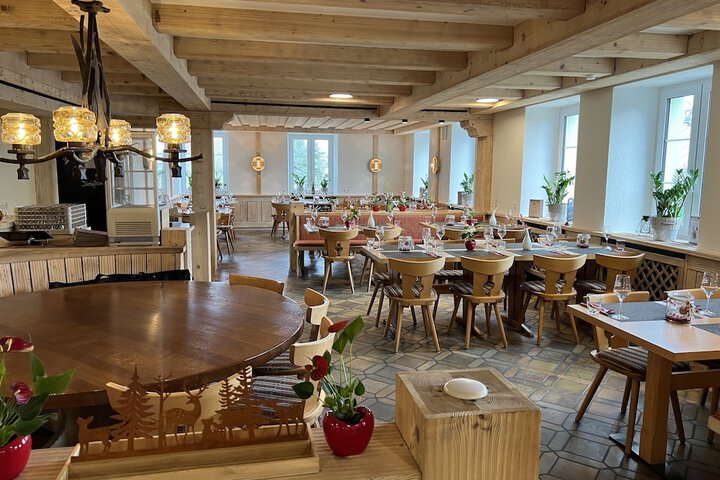 Dining 50 of 70
