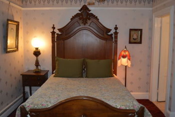 Room 82 of 117