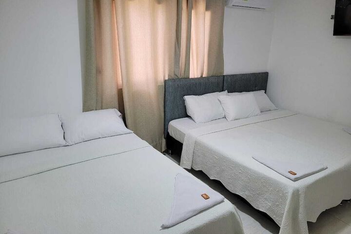 Room 14 of 33