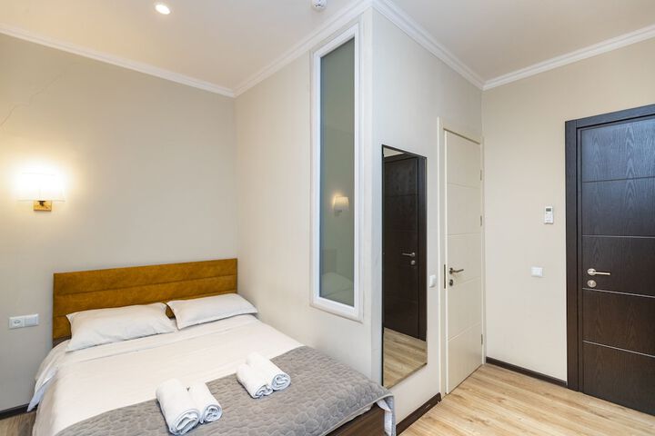 Room 43 of 106