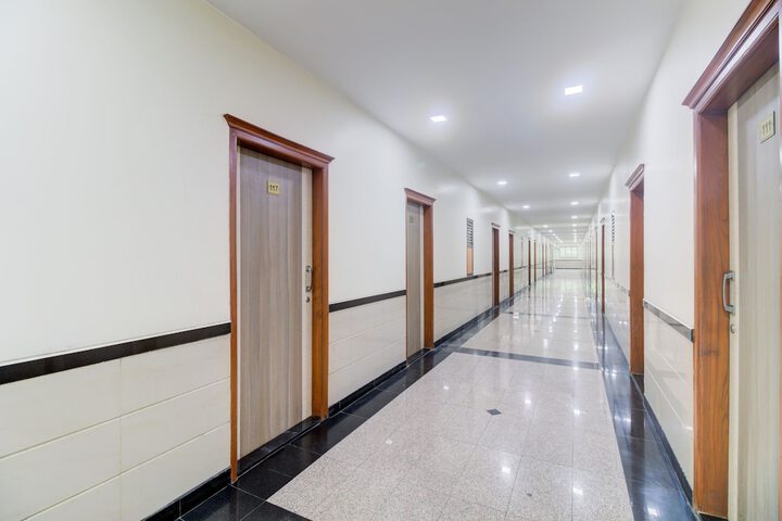 CAPITAL O 45621 TULIIPSTAYS HOTEL ASHOK