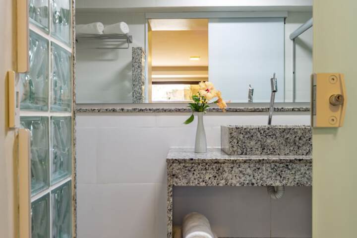 Clean Restrooms