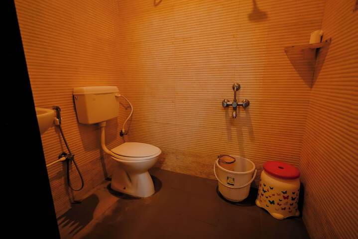Room 45 of 94