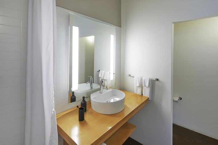 Room 29 of 62