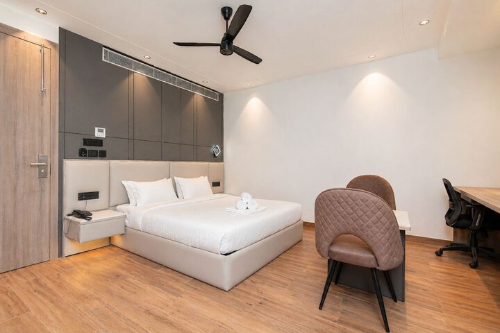 Room 8 of 29