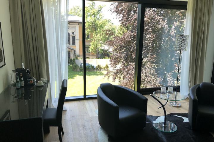Room 41 of 62