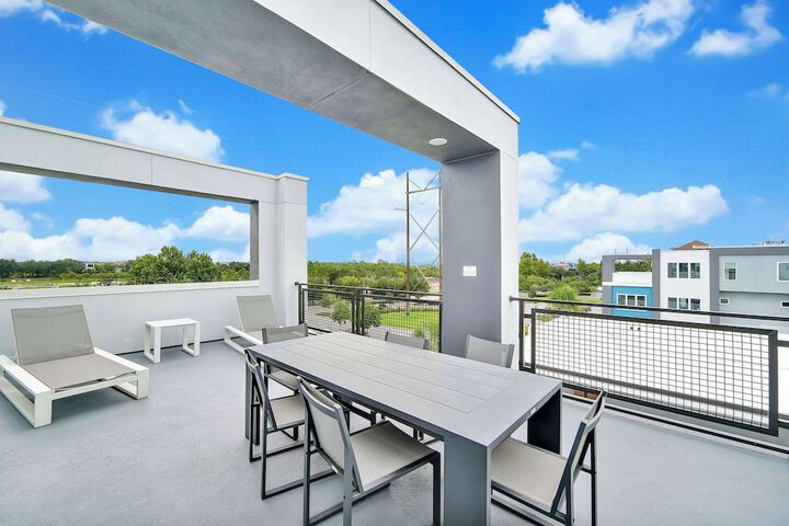Terrace/Patio 119 of 216